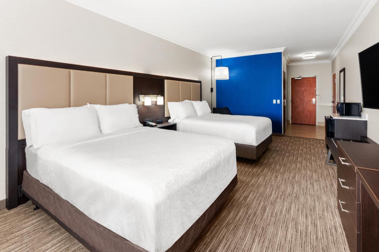 Holiday Inn Express & Suites Klamath Falls Central By Ihg Exterior photo