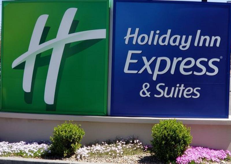 Holiday Inn Express & Suites Klamath Falls Central By Ihg Exterior photo